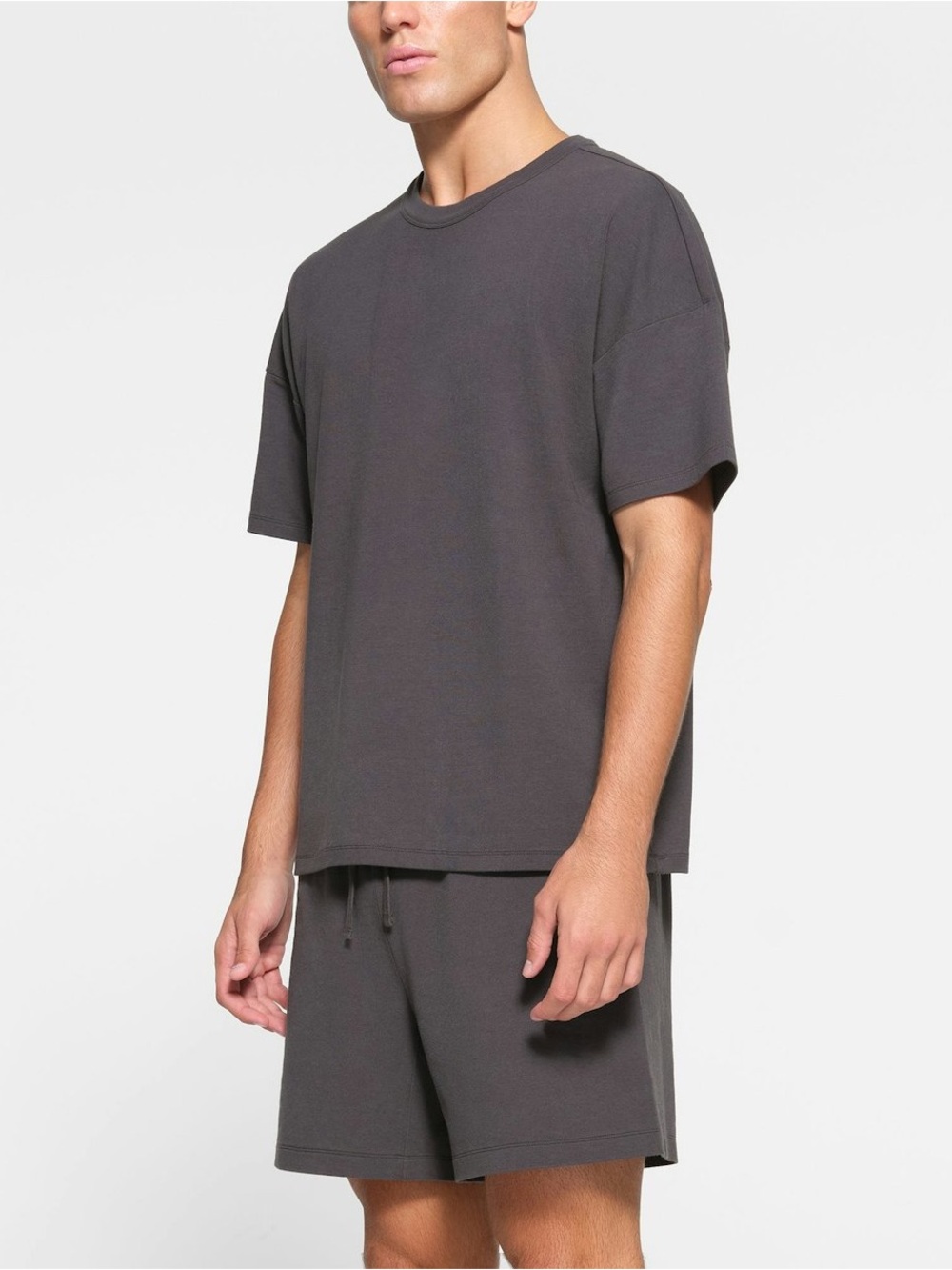 SKIMS Men's Oversized Heavyweight T-Shirt Dark Grey Size Small